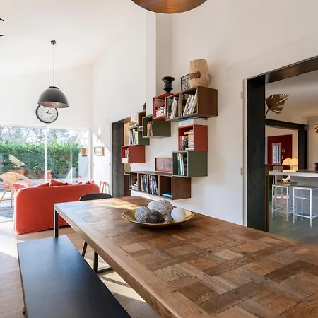 Hébergement de vacances Magnifique Maison Basque Avec Piscine 8 Pers-
