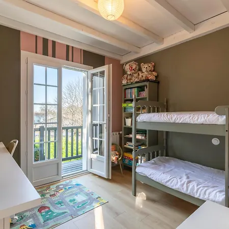 別荘 Magnifique Maison Basque Avec Piscine 8 Pers- *