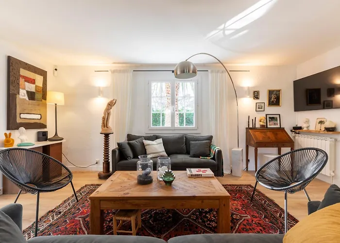 Vakantiehuis Magnifique Maison Basque Avec Piscine 8 Pers- *