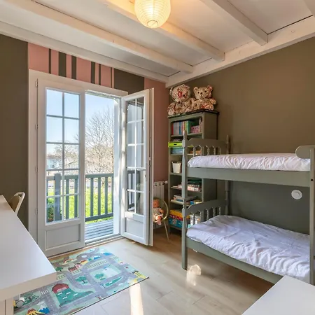 Holiday home Magnifique Maison Basque Avec Piscine 8 Pers- *