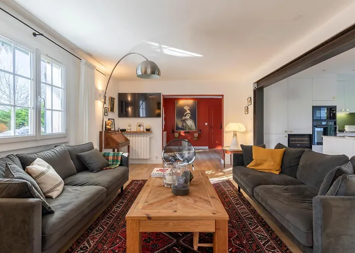 Magnifique Maison Basque Avec Piscine 8 Pers- * Біарріц