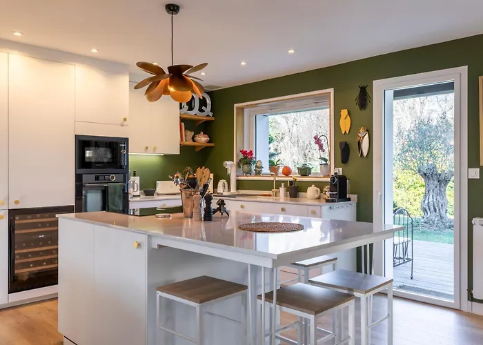 Будинок відпочинку Magnifique Maison Basque Avec Piscine 8 Pers- Біарріц